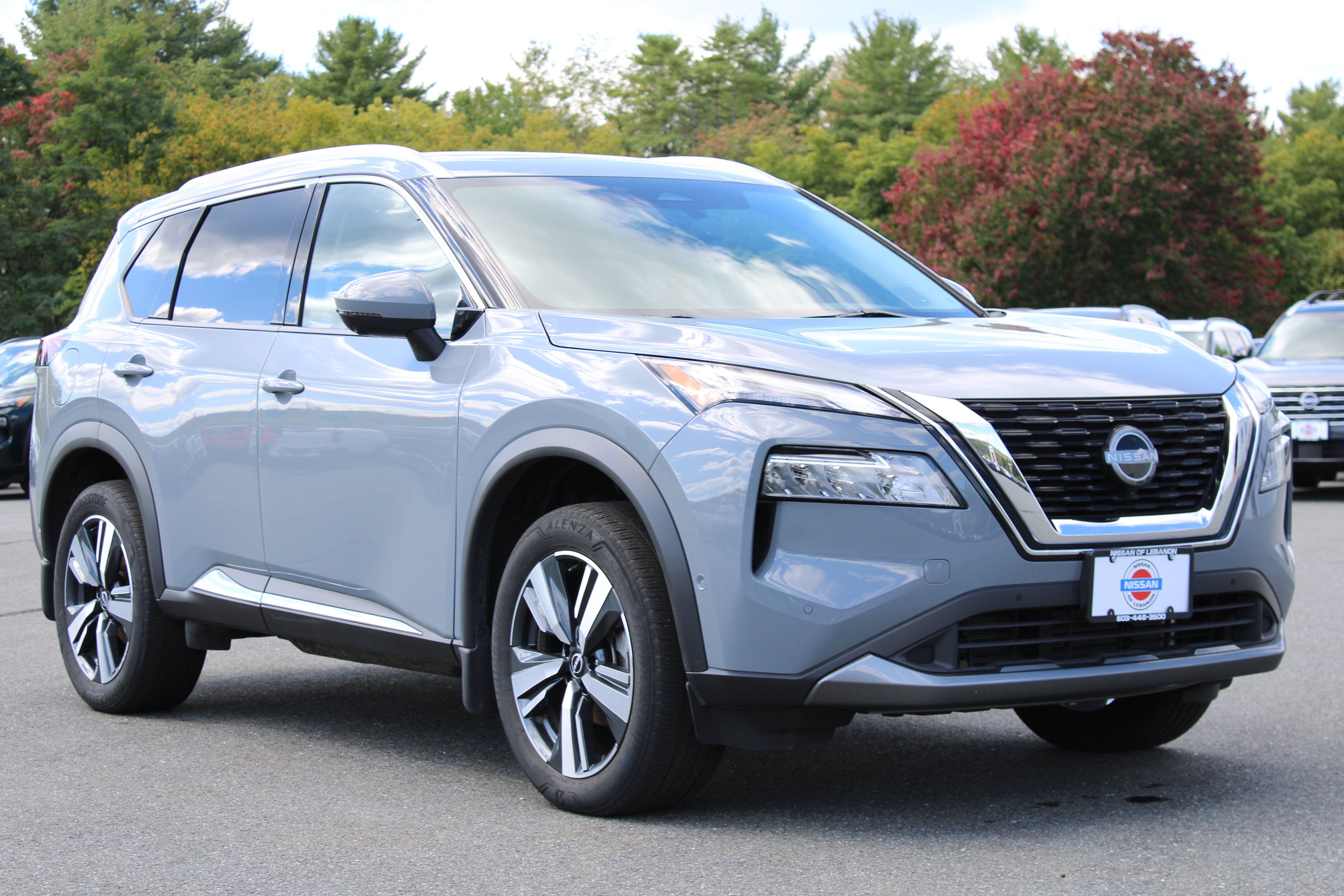 Used 2023 Nissan Rogue SL w/ SL Premium Package AWD/4WD image 4