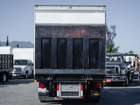 Used 2017 Ford F550 2WD Regular Cab Super Duty image 7