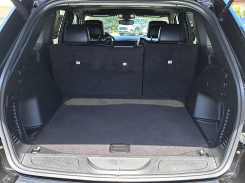 Used 2021 Jeep Grand Cherokee Limited X RWD image 13