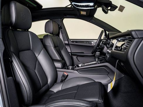 New 2026 Porsche Macan S image 15