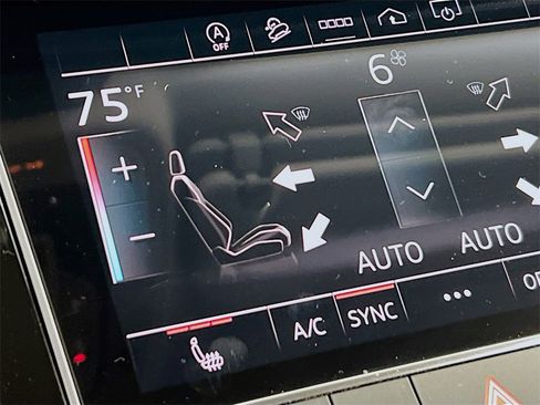 Used 2023 Audi Q7 2.0T Premium w/ Convenience Package image 21