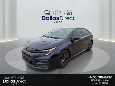 Used 2023 Toyota Corolla SE image 2