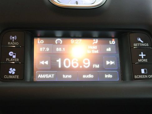 Used 2012 Chrysler 300 RWD image 40