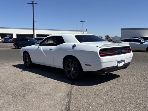 Used 2019 Dodge Challenger SXT w/ Plus Package RWD image 4