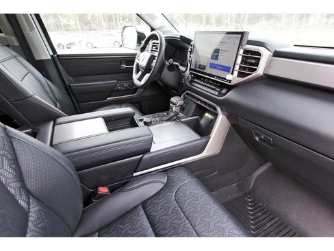 Used 2023 Toyota Sequoia Limited image 29