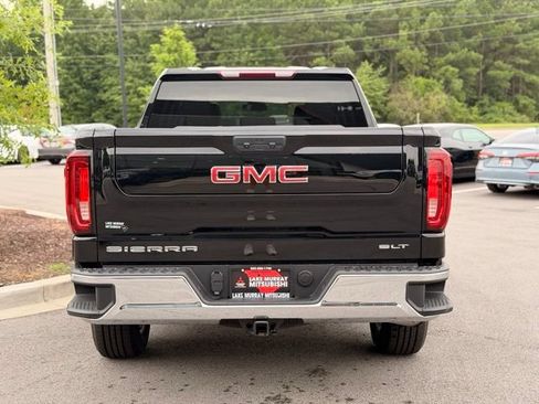Used 2025 GMC Sierra 1500 SLT RWD image 10