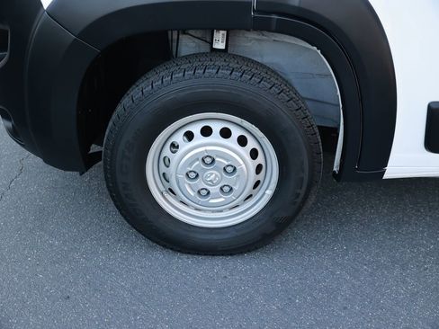 Used 2024 RAM ProMaster 3500 w/ Delivery Van Package FWD image 14