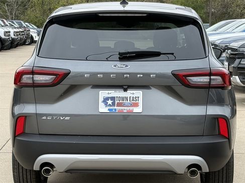 New 2026 Ford Escape Active image 29