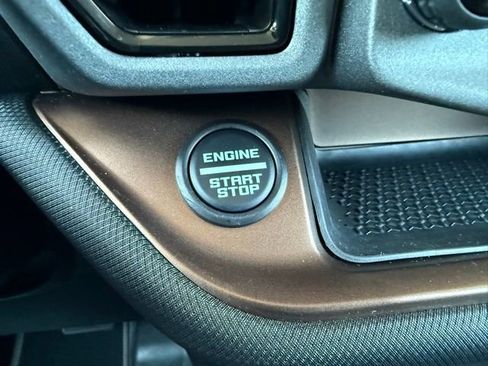 Certified 2022 Ford Bronco Sport Badlands w/ Premium Package AWD/4WD image 35