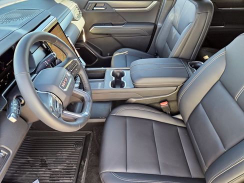 New 2026 GMC Acadia Elevation w/ Black Edition FWD image 9