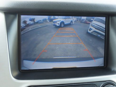 Used 2015 GMC Yukon SLT w/ Open Road Package RWD image 34