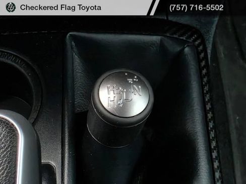 Used 2024 Toyota 4Runner TRD Off-Road Premium w/ Off Road Premium Plus Package AWD/4WD image 17