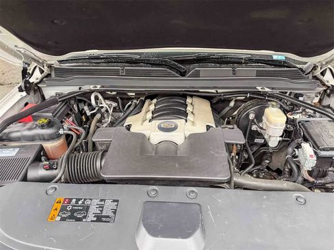 Used 2020 Cadillac Escalade ESV Platinum image 29