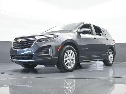 Used 2023 Chevrolet Equinox LT image 54
