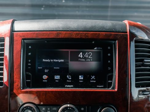 Used 2018 Mercedes-Benz Sprinter 3500 image 55