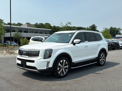 Used 2021 Kia Telluride S AWD/4WD image 3