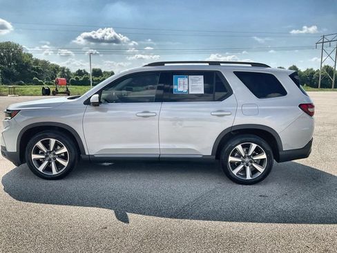 Used 2023 Honda Pilot Elite image 17