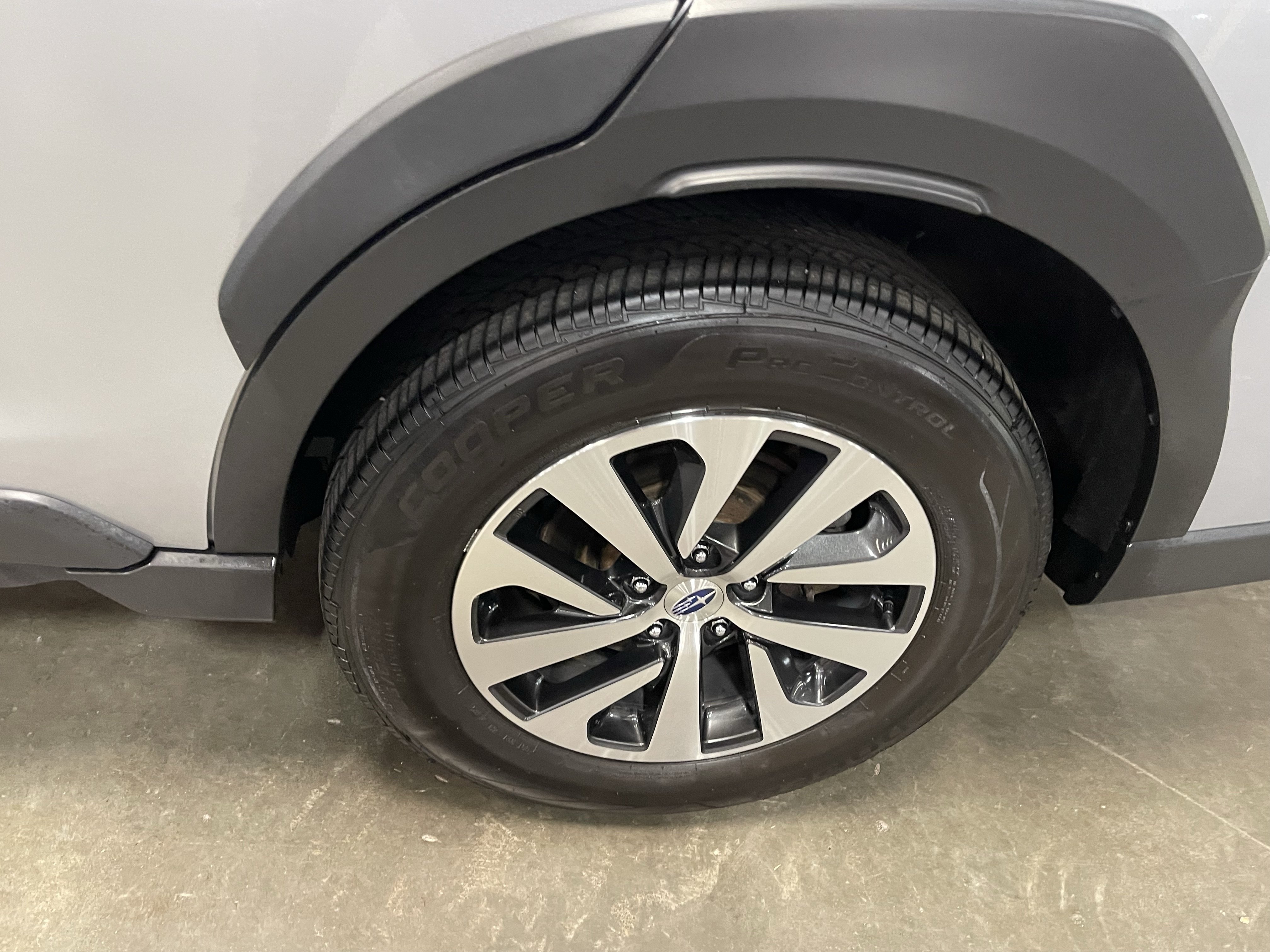 Used 2024 Subaru Outback AWD/4WD image 9