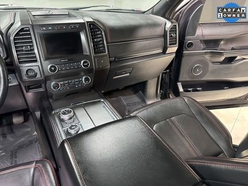 Used 2021 Ford Expedition Limited image 24