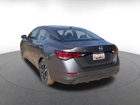Used 2025 Nissan Sentra SV image 11