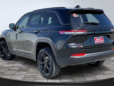 New 2026 Jeep Grand Cherokee Limited w/ Limited Altitude Package AWD/4WD image 21