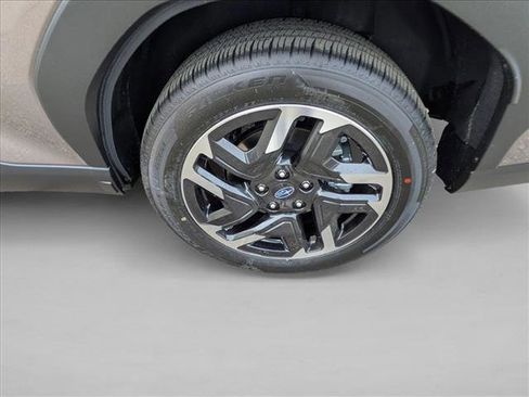 New 2025 Subaru Forester Limited image 9