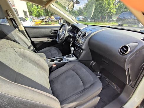 Used 2015 Nissan Rogue S w/ Convenience Package FWD image 18