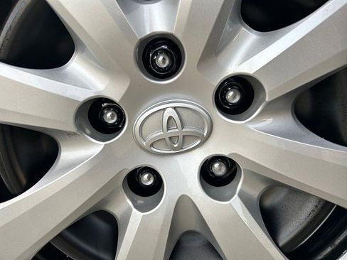 Used 2024 Toyota Corolla LE image 8