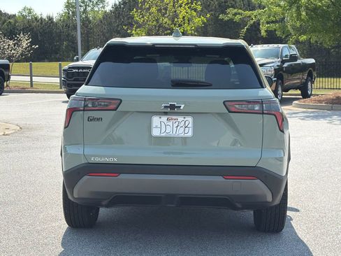 Used 2025 Chevrolet Equinox LT image 6