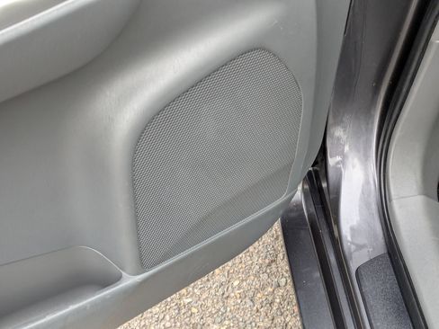 Used 2014 Toyota Prius V Two image 10