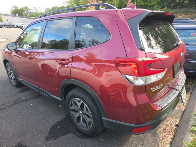 Used 2023 Subaru Forester Premium AWD/4WD image 5