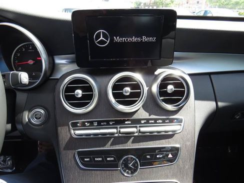 Used 2019 Mercedes-Benz C 300 4MATIC Sedan image 14