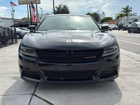 Used 2022 Dodge Charger SXT w/ Leather Interior Group RWD image 16