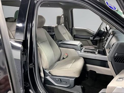 Used 2020 Ford F150 XLT w/ Equipment Group 302A Luxury AWD/4WD image 27