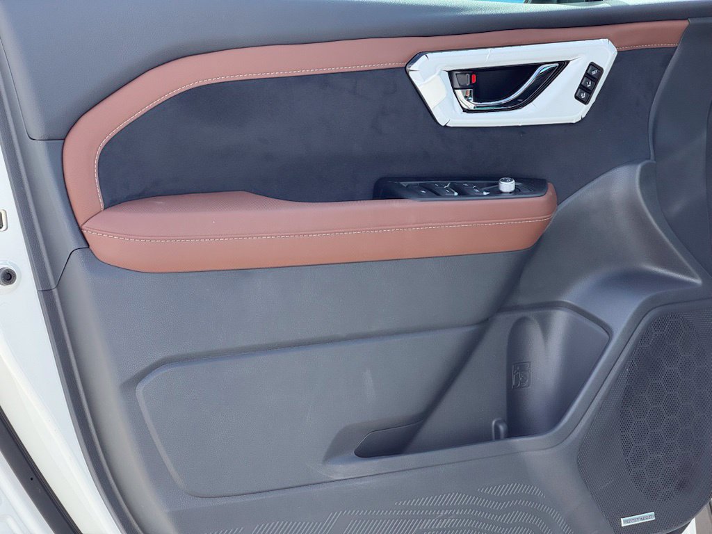 New 2026 Subaru Forester Touring AWD/4WD image 7