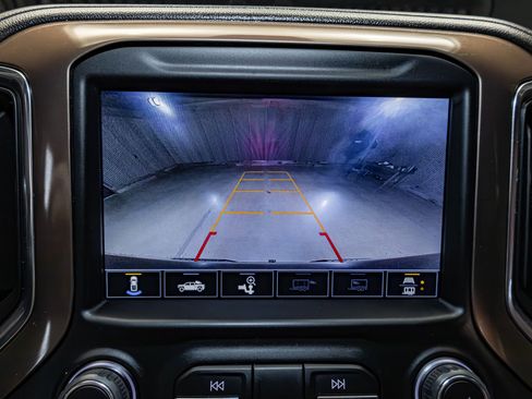 Used 2022 Chevrolet Silverado 1500 High Country image 20