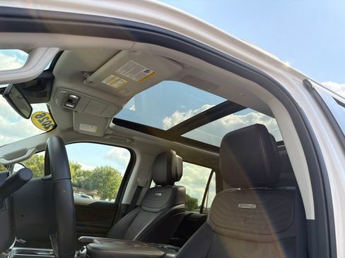 Used 2026 Ford Expedition Platinum w/ Platinum Ultimate Package AWD/4WD image 13