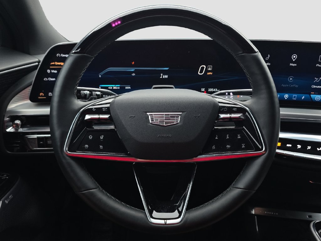 Used 2023 Cadillac Lyriq 2WD image 9