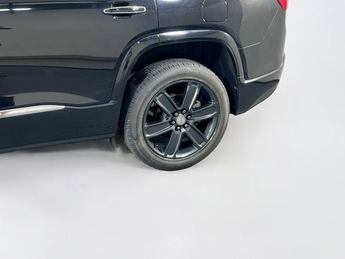 Used 2019 GMC Acadia Denali AWD/4WD image 32