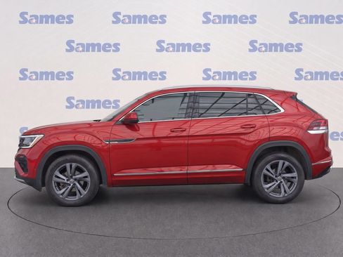 Used 2024 Volkswagen Atlas Cross Sport SEL R-Line AWD/4WD image 7