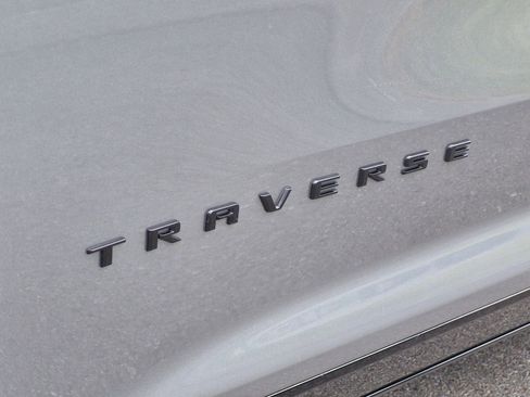 New 2026 Chevrolet Traverse RS w/ LPO, Floor Liner Package FWD image 33