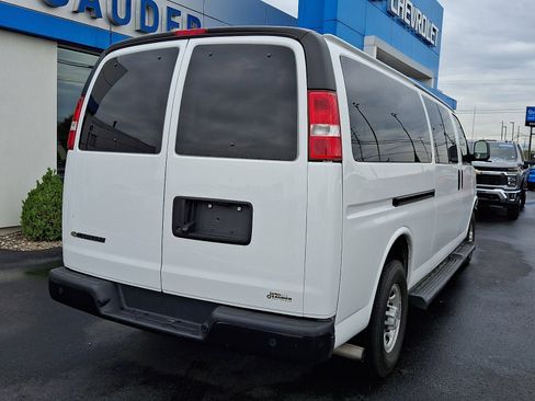 Used 2023 Chevrolet Express 3500 LS RWD image 6