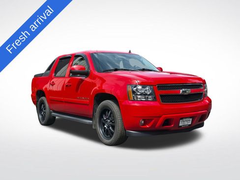 Used 2009 Chevrolet Avalanche LT AWD/4WD image 1