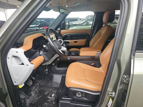Used 2024 Land Rover Defender 130 S AWD/4WD image 7