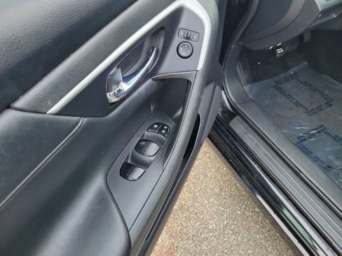 Used 2018 Nissan Altima 2.5 SR w/ SR Special Edition image 9