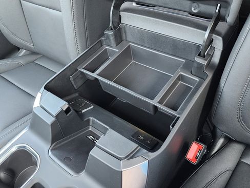 New 2026 GMC Sierra 1500 SLT w/ SLT Premium Plus Package image 31