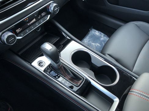 New 2025 Nissan Altima 2.5 SR w/ SR Premium Package image 26