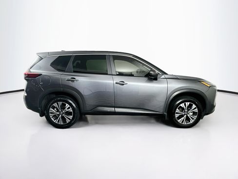 Used 2023 Nissan Rogue SV FWD image 10