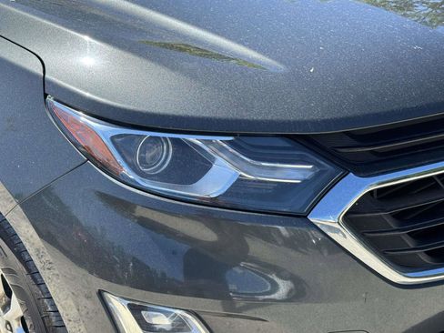 Used 2019 Chevrolet Equinox LT w/ Sun & Navigation Package AWD/4WD image 7