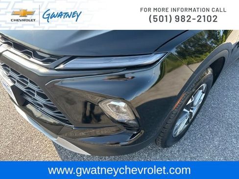 Used 2025 Chevrolet Blazer LT AWD/4WD image 14
